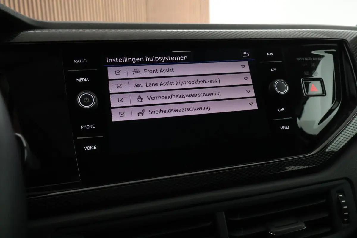 1.0 TSI 95pk DSG Life Climate Control App-Connect