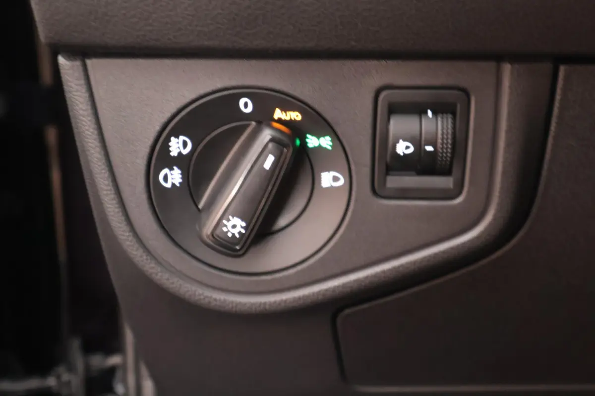 1.0 TSI 95pk DSG Life Climate Control App-Connect