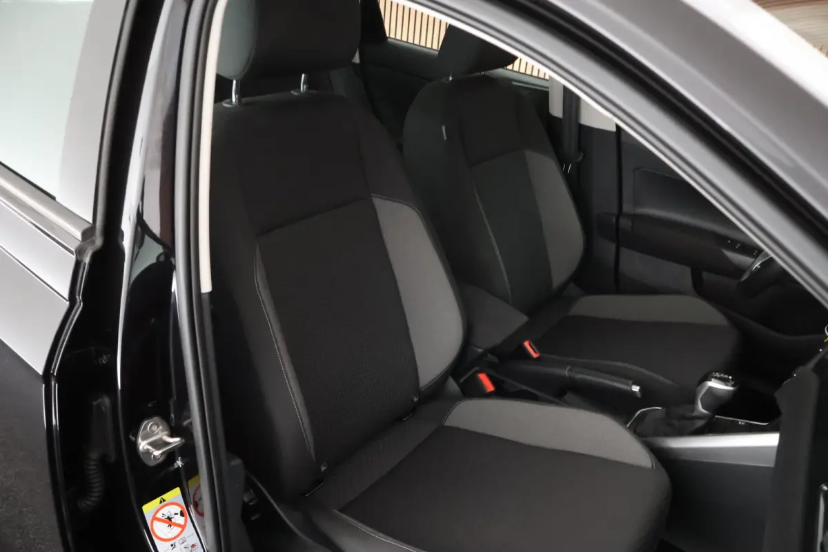 1.0 TSI 95pk DSG Life Climate Control App-Connect