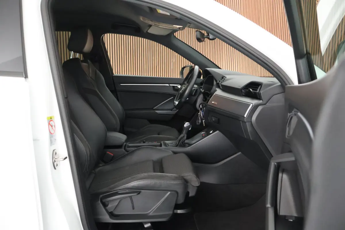 35 TFSI 150pk S edition Black Edition Camera Virtual Cockpit Navigatie 2x S-Line