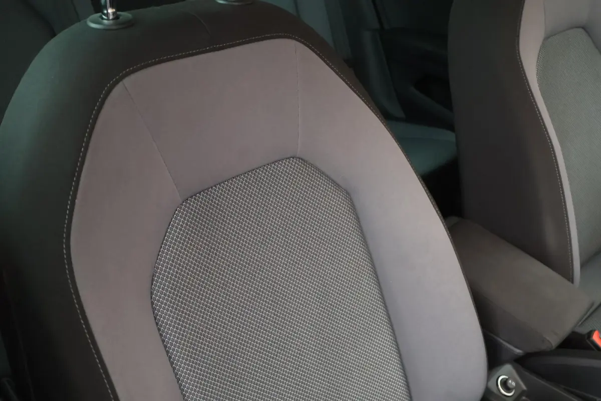 1.0 TSI 95pk Style Business Intense Camera Virtual Cockpit ACC Keyless Navigatie Carplay