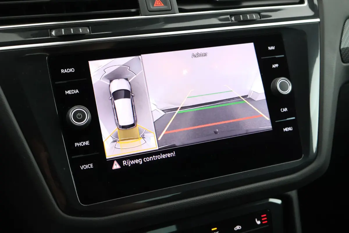 1.4 TSI 245pk eHybrid R-Line Business Trekhaak 360Camera Leder Memory HUD Stoelverwarming Panoramadak Virtual Cockpit Navigatie