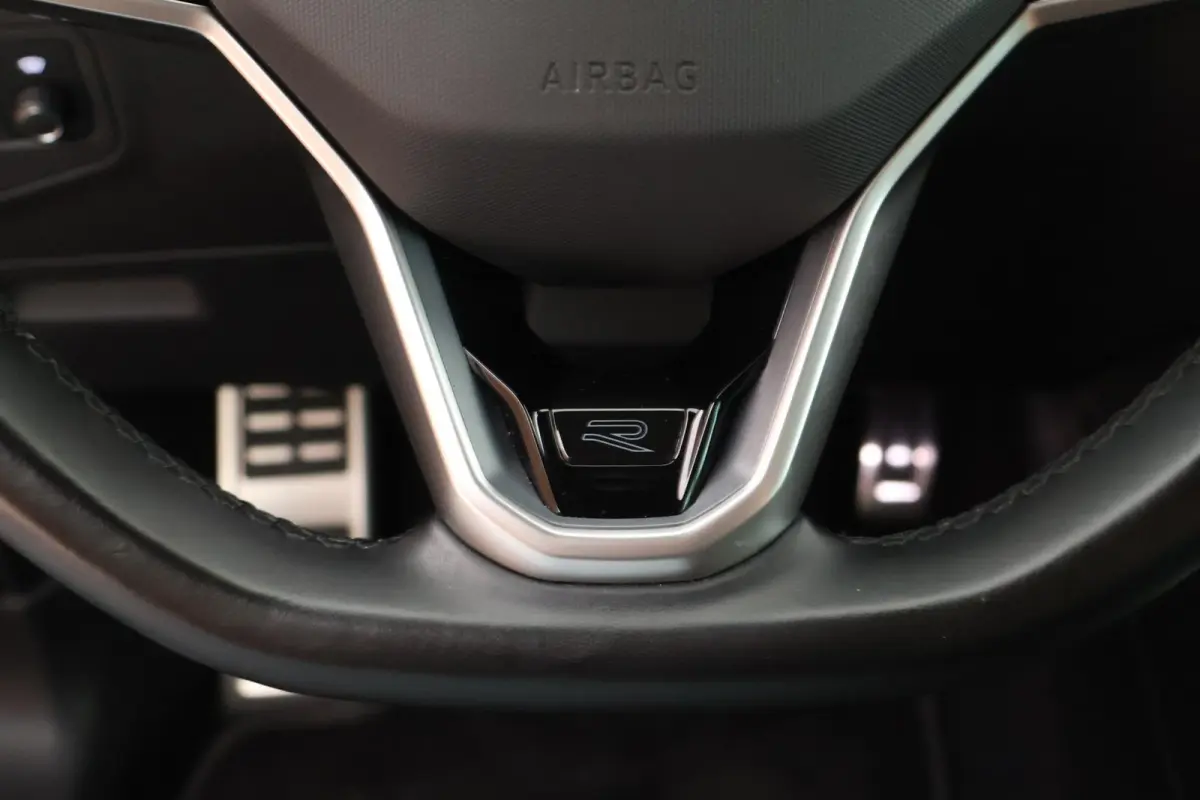 1.4 TSI 245pk eHybrid R-Line Business Trekhaak 360Camera Leder Memory HUD Stoelverwarming Panoramadak Virtual Cockpit Navigatie