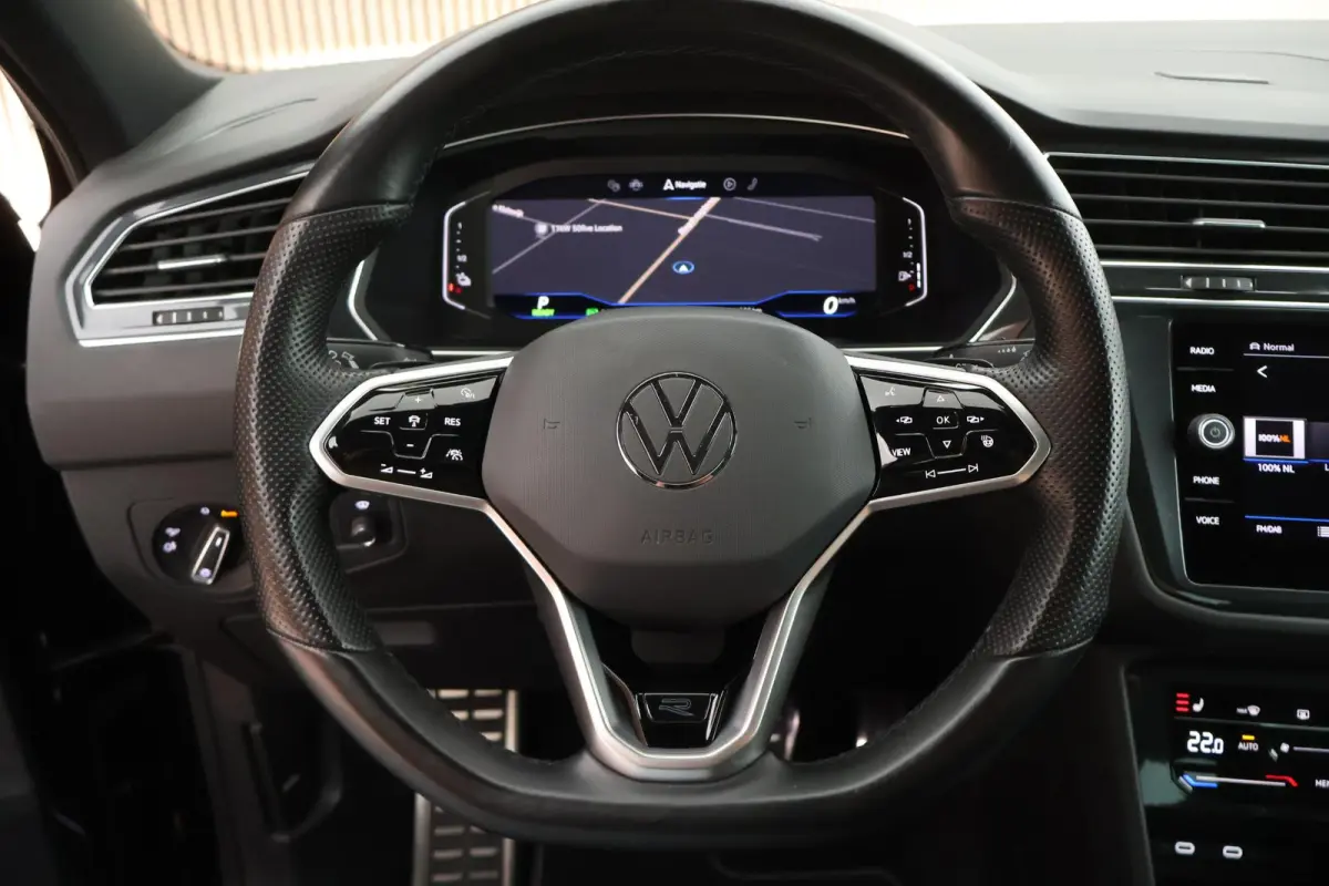 1.4 TSI 245pk eHybrid R-Line Business Trekhaak 360Camera Leder Memory HUD Stoelverwarming Panoramadak Virtual Cockpit Navigatie
