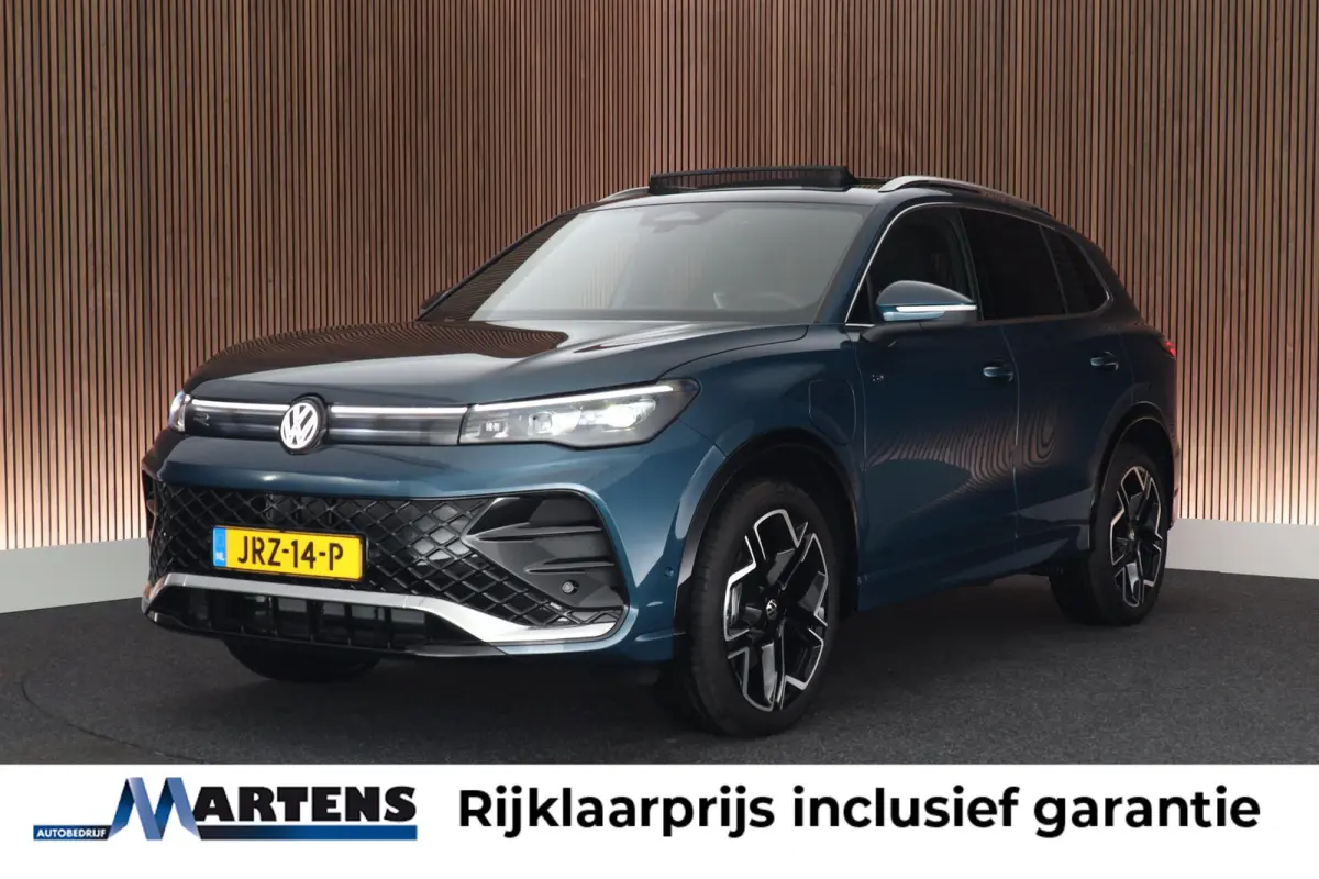 1.5 272pk eHybrid R-Line Business Trekhaak Camera Keyless Massage Virtual Cockpit Panoramadak Carplay