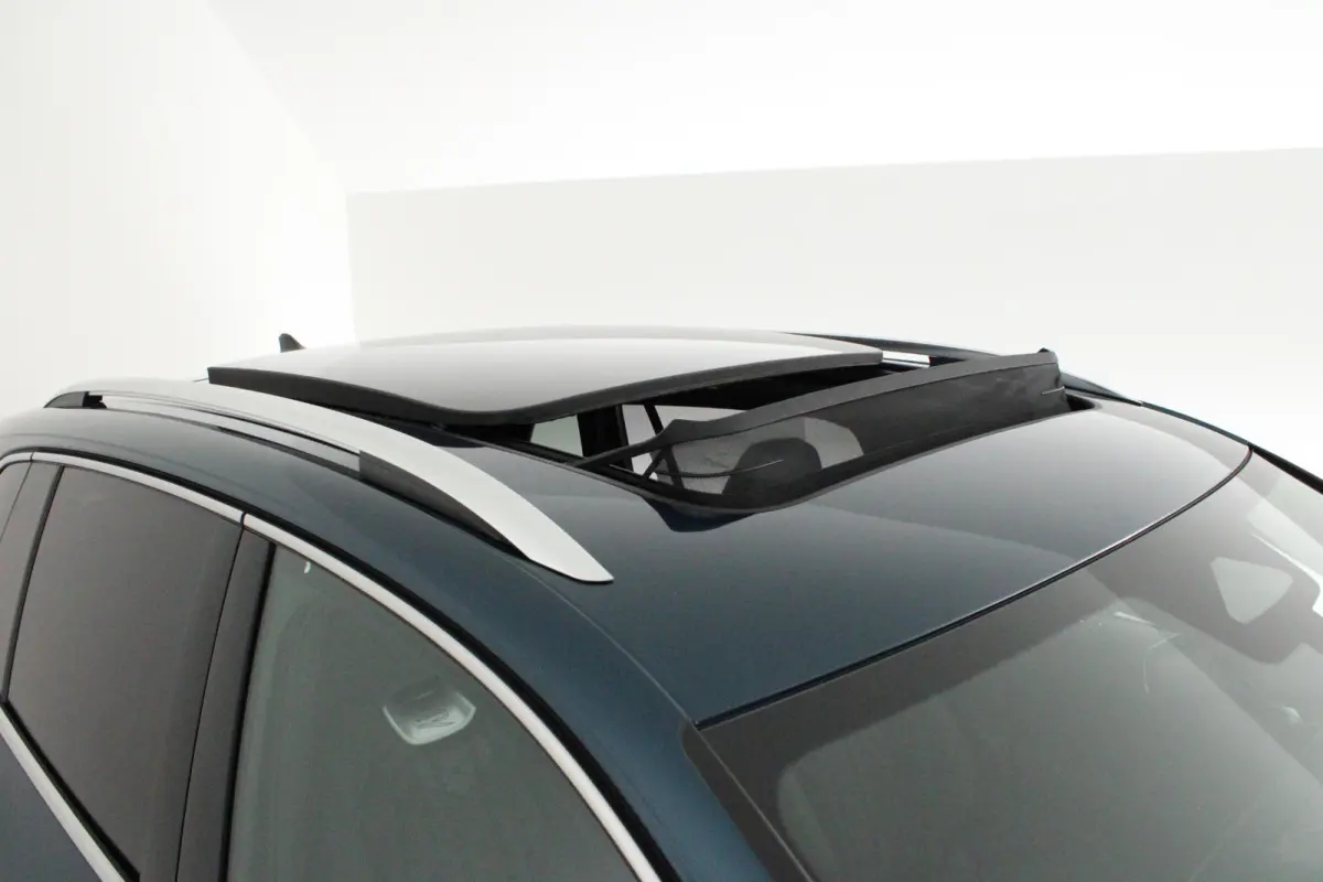 1.5 272pk eHybrid R-Line Business Trekhaak Camera Keyless Massage Virtual Cockpit Panoramadak Carplay