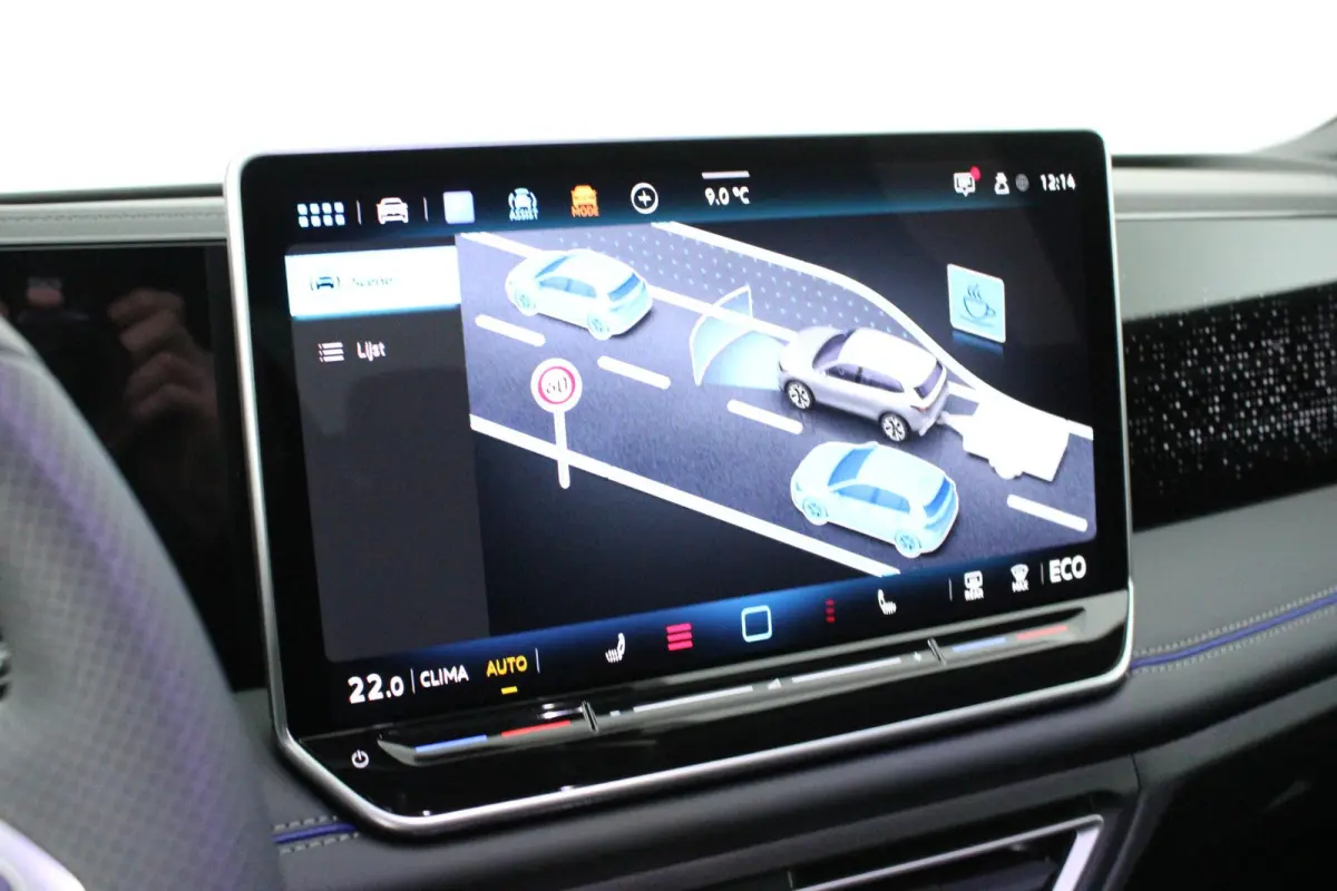 1.5 272pk eHybrid R-Line Business Trekhaak Camera Keyless Massage Virtual Cockpit Panoramadak Carplay