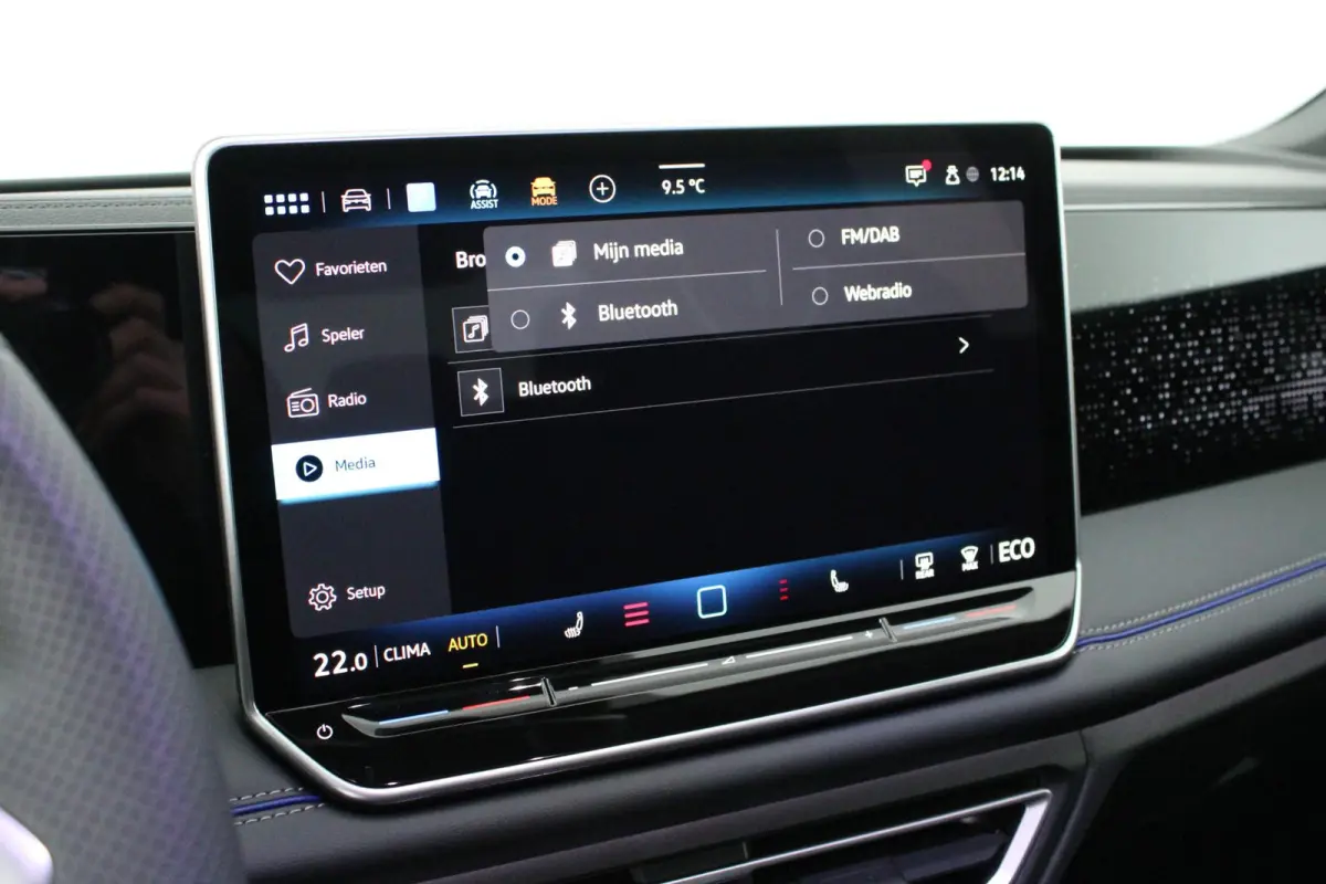 1.5 272pk eHybrid R-Line Business Trekhaak Camera Keyless Massage Virtual Cockpit Panoramadak Carplay