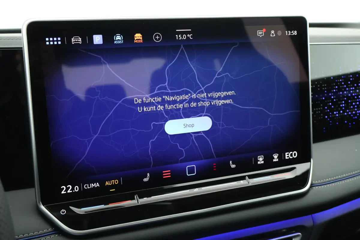 1.5 272pk eHybrid R-Line Edition Trekhaak Camera Keyless Massage Virtual Cockpit Panoramadak Carplay