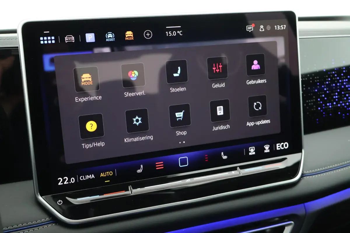 1.5 272pk eHybrid R-Line Edition Trekhaak Camera Keyless Massage Virtual Cockpit Panoramadak Carplay
