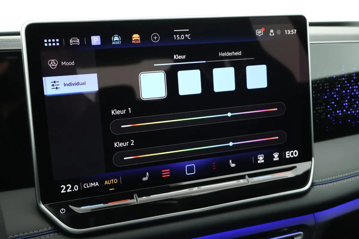 1.5 272pk eHybrid R-Line Edition Trekhaak Camera Keyless Massage Virtual Cockpit Panoramadak Carplay