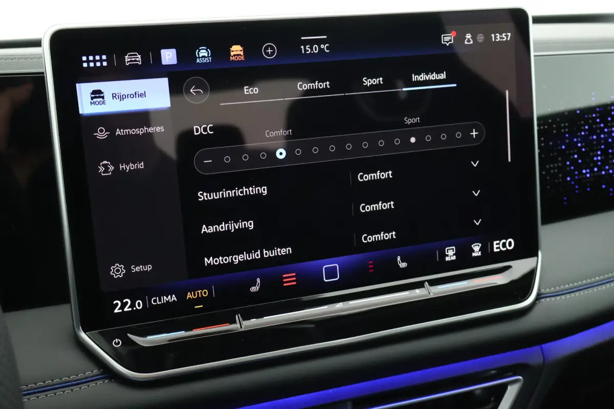 1.5 272pk eHybrid R-Line Edition Trekhaak Camera Keyless Massage Virtual Cockpit Panoramadak Carplay