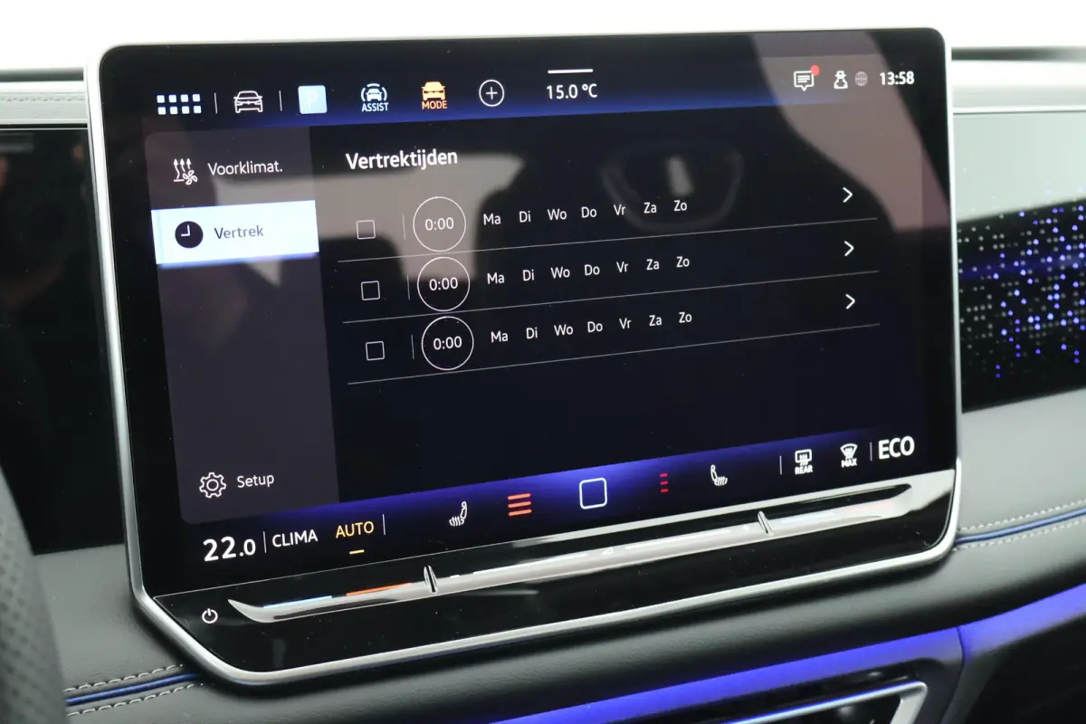 1.5 272pk eHybrid R-Line Edition Trekhaak Camera Keyless Massage Virtual Cockpit Panoramadak Carplay