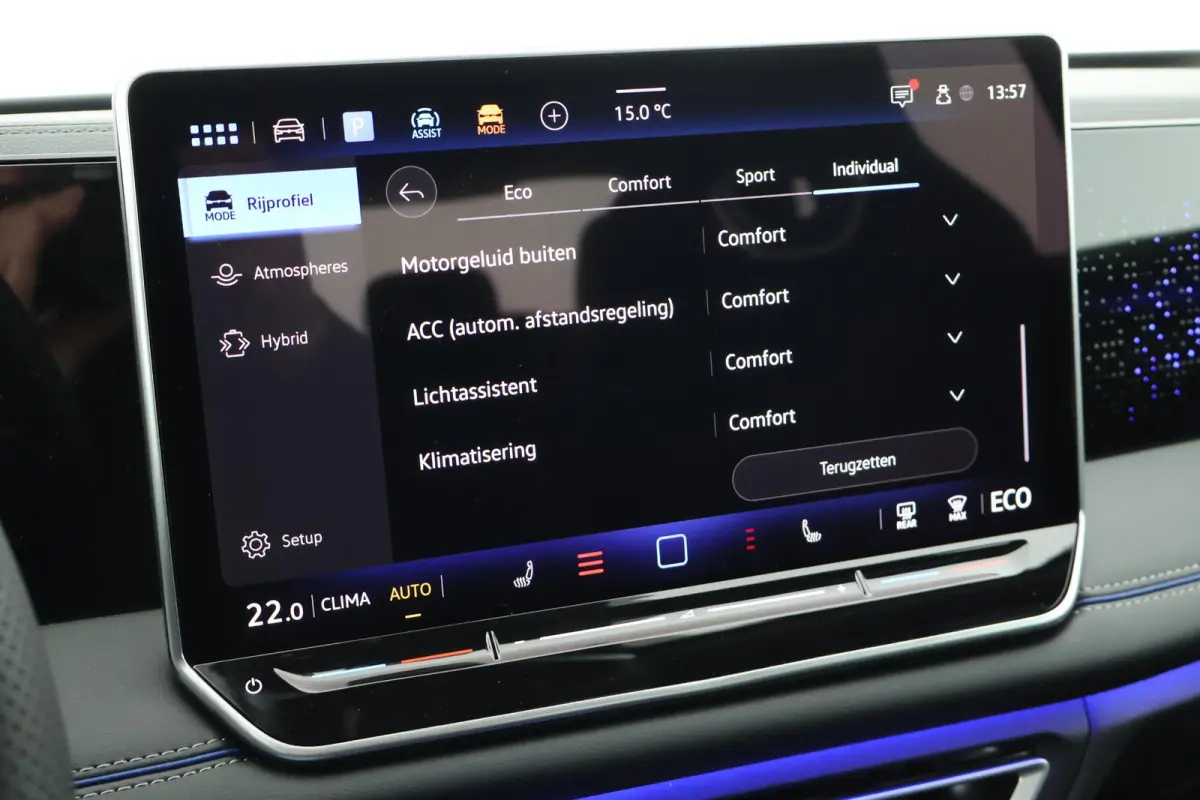 1.5 272pk eHybrid R-Line Edition Trekhaak Camera Keyless Massage Virtual Cockpit Panoramadak Carplay