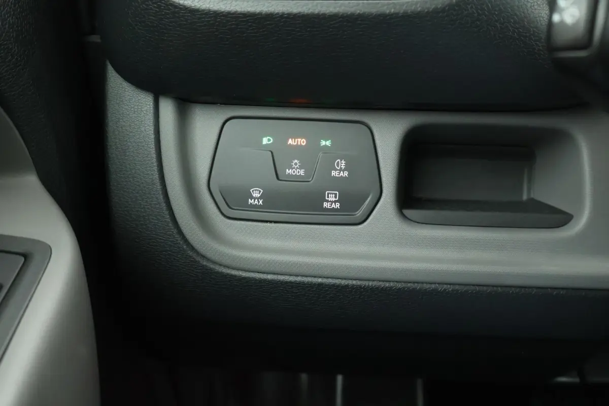 204pk 77 kWh SOH 97% Stoelverwarming Adaptive Cruise Camera Bijrijdersbank Climate control