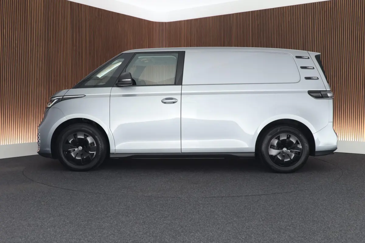 204pk 77 kWh SOH 97% Stoelverwarming Adaptive Cruise Camera Bijrijdersbank Climate control