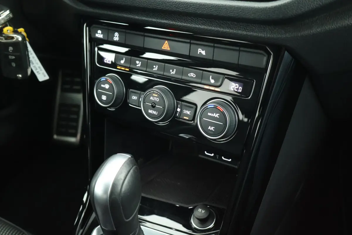 1.5 TSI 150pk DSG Sport Black Style Trekhaak Led Stoelverwarming Virtual Cockpit Navigatie