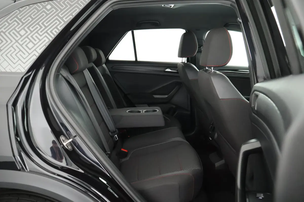 1.5 TSI 150pk DSG Sport Black Style Trekhaak Led Stoelverwarming Virtual Cockpit Navigatie