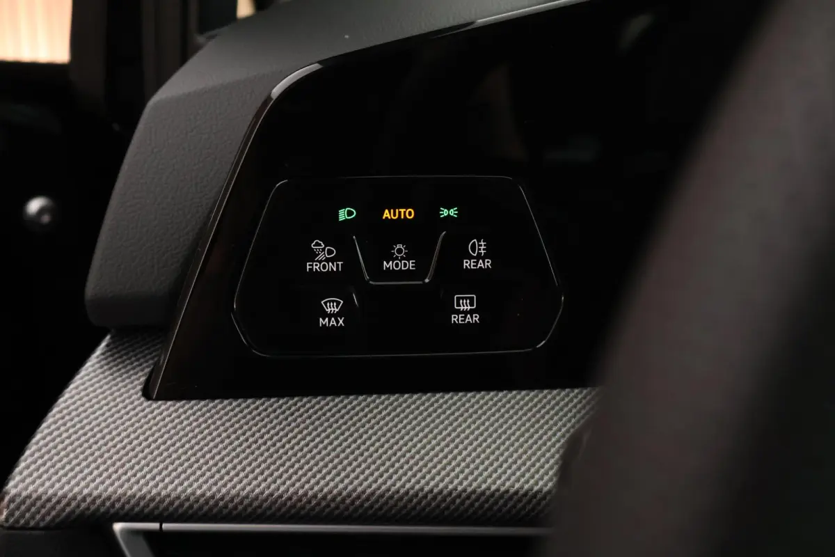1.5 272pk eHybrid GTE Trekhaak 360Camera Memory Leder Stoelventilatie HUD Navigatie Panoramadak