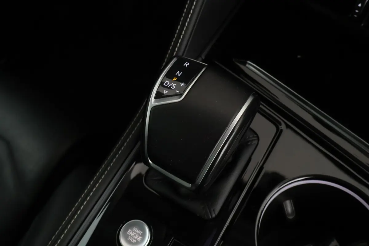 3.0 e-Hybrid 381pk Elegance Trekhaak Camera Leder Virtual Cockpit Panoramadak Navigatie