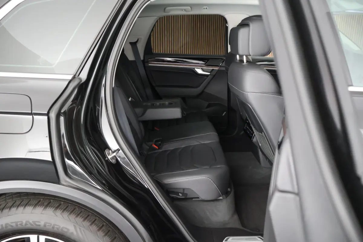 3.0 e-Hybrid 381pk Elegance Trekhaak Camera Leder Virtual Cockpit Panoramadak Navigatie