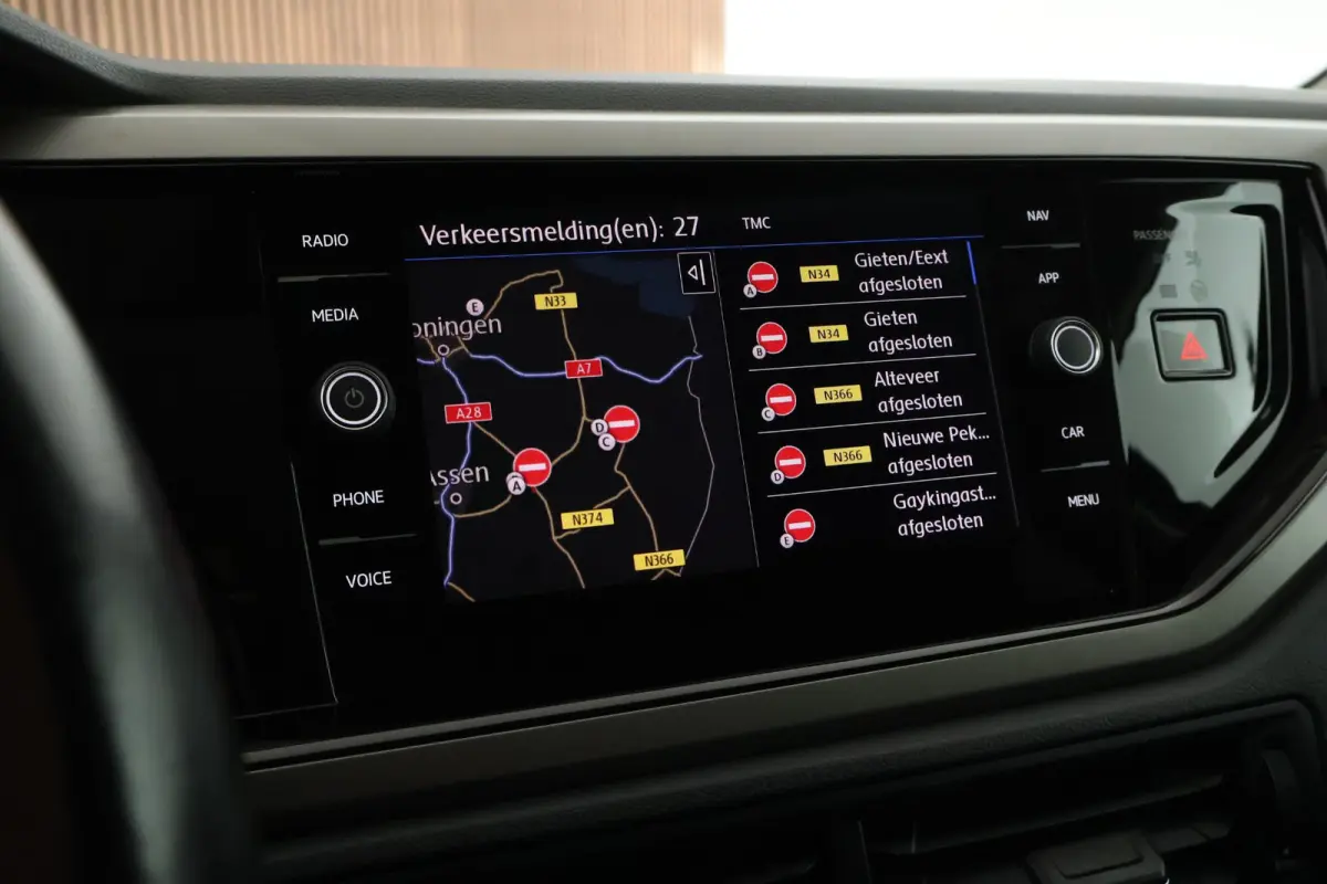 1.0 TSI 95pk Comfortline Business Parkeersensoren Climate Control ACC