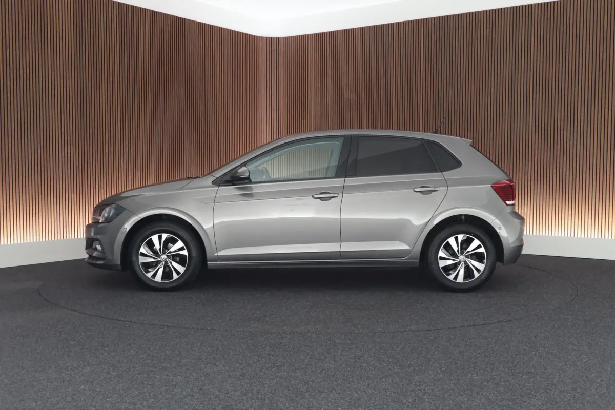 1.0 TSI 95pk Comfortline Business Parkeersensoren Climate Control ACC