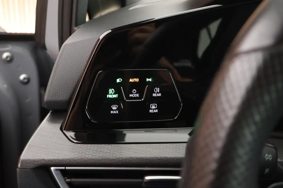 1.4 245pk eHybrid GTE Camera Stoelverwarming Navigatie Matrix LED Keyless