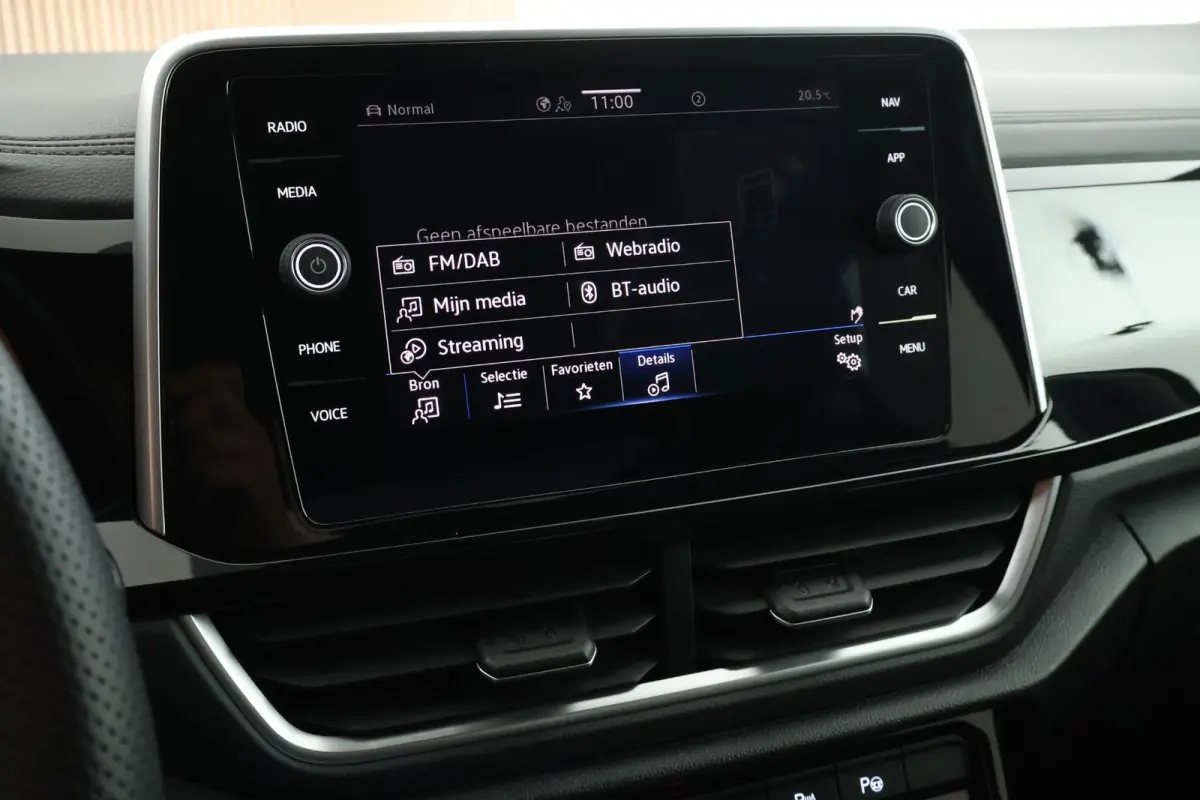 1.5 TSI 150pk DSG R-Line Business+ Trekhaak Camera Keyless LED Stoelverwarming Virtual Cockpit Navigatie