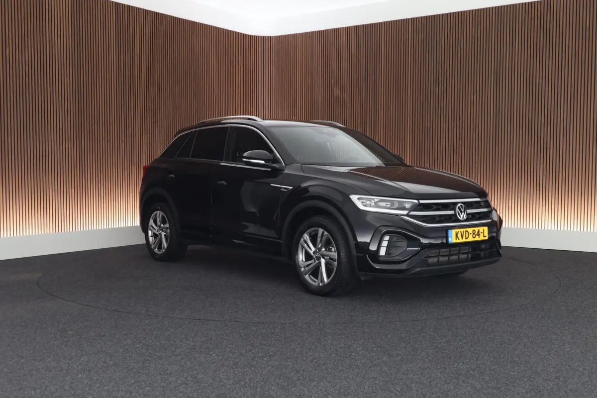 1.5 TSI 150pk DSG R-Line Business+ Trekhaak Camera Keyless LED Stoelverwarming Virtual Cockpit Navigatie