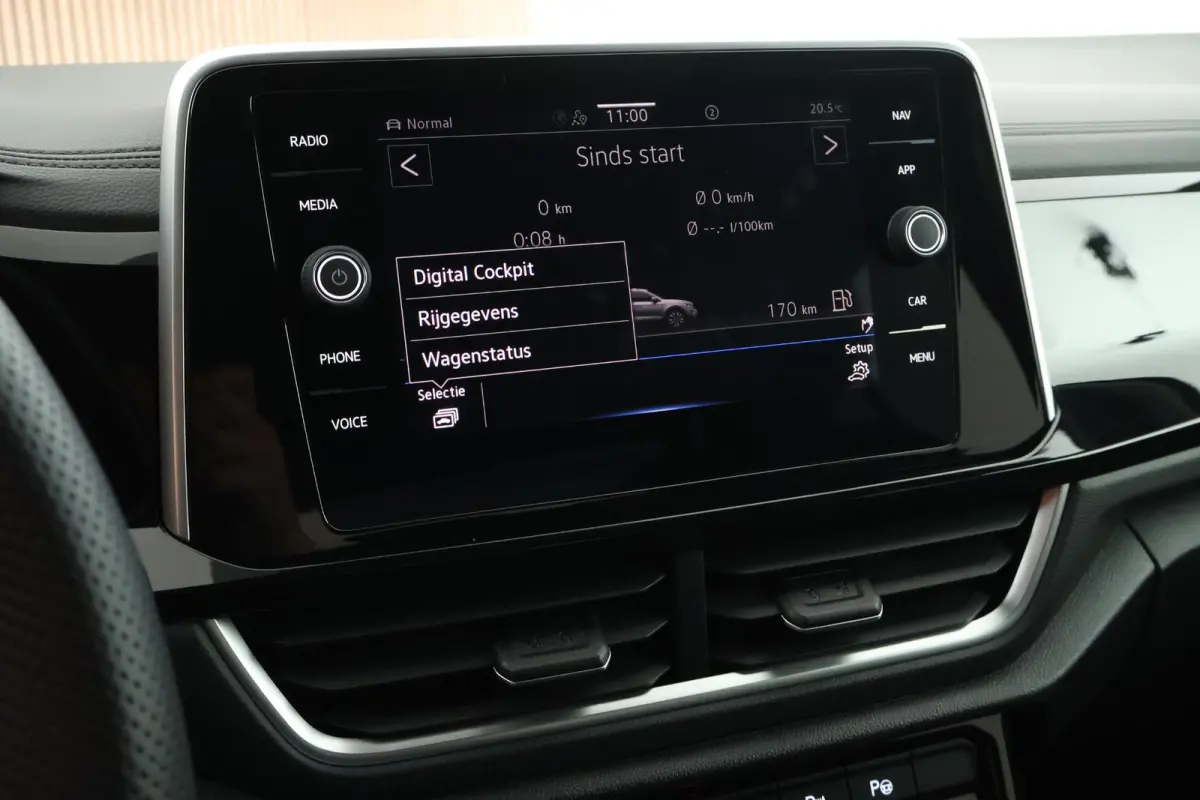 1.5 TSI 150pk DSG R-Line Business+ Trekhaak Camera Keyless LED Stoelverwarming Virtual Cockpit Navigatie