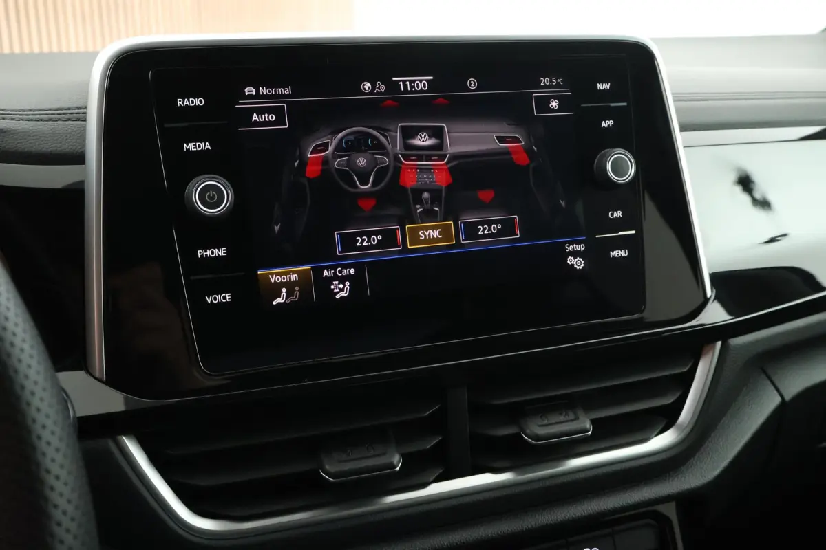1.5 TSI 150pk DSG R-Line Business+ Trekhaak Camera Keyless LED Stoelverwarming Virtual Cockpit Navigatie