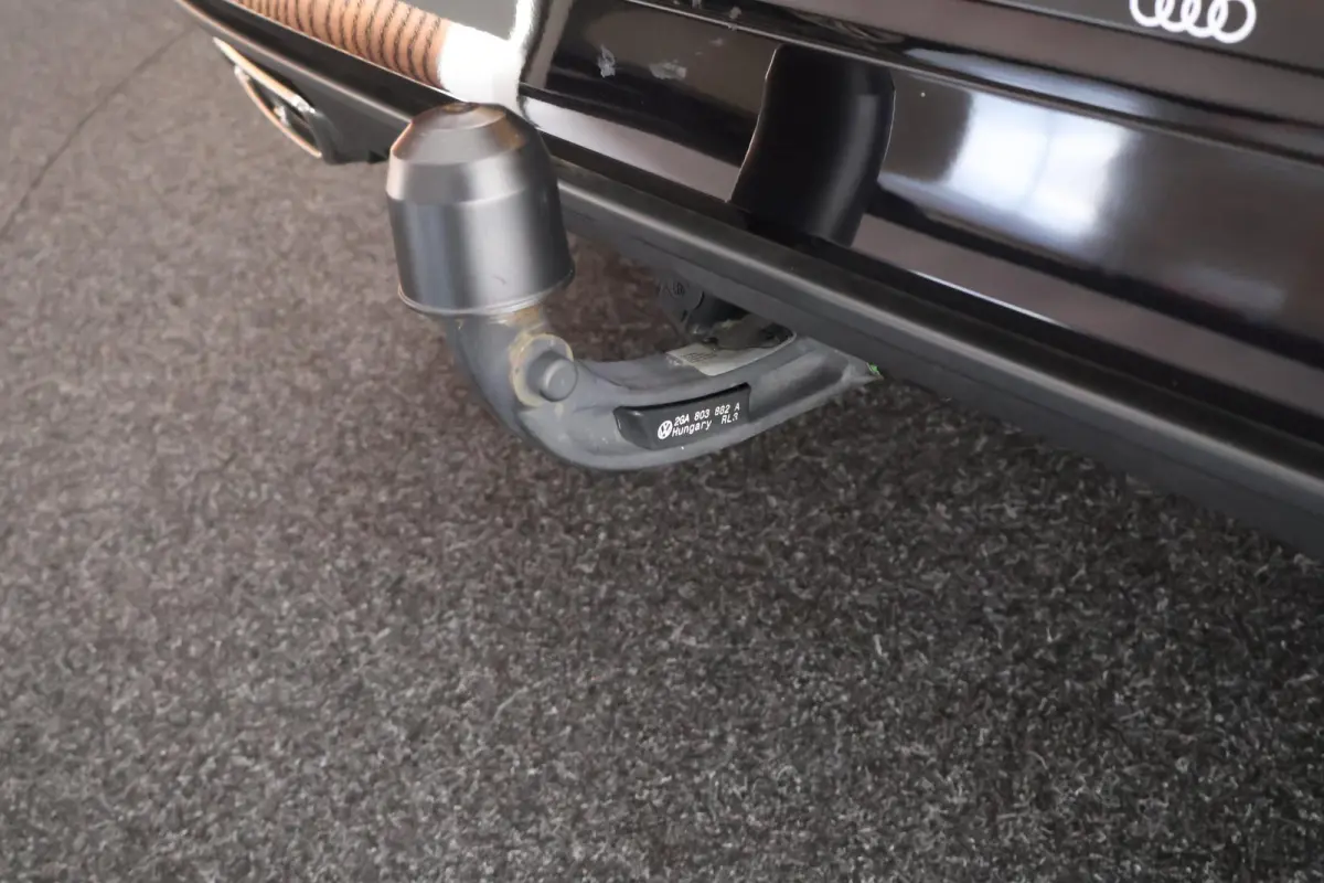 1.5 TSI 150pk DSG R-Line Business+ Trekhaak Camera Keyless LED Stoelverwarming Virtual Cockpit Navigatie