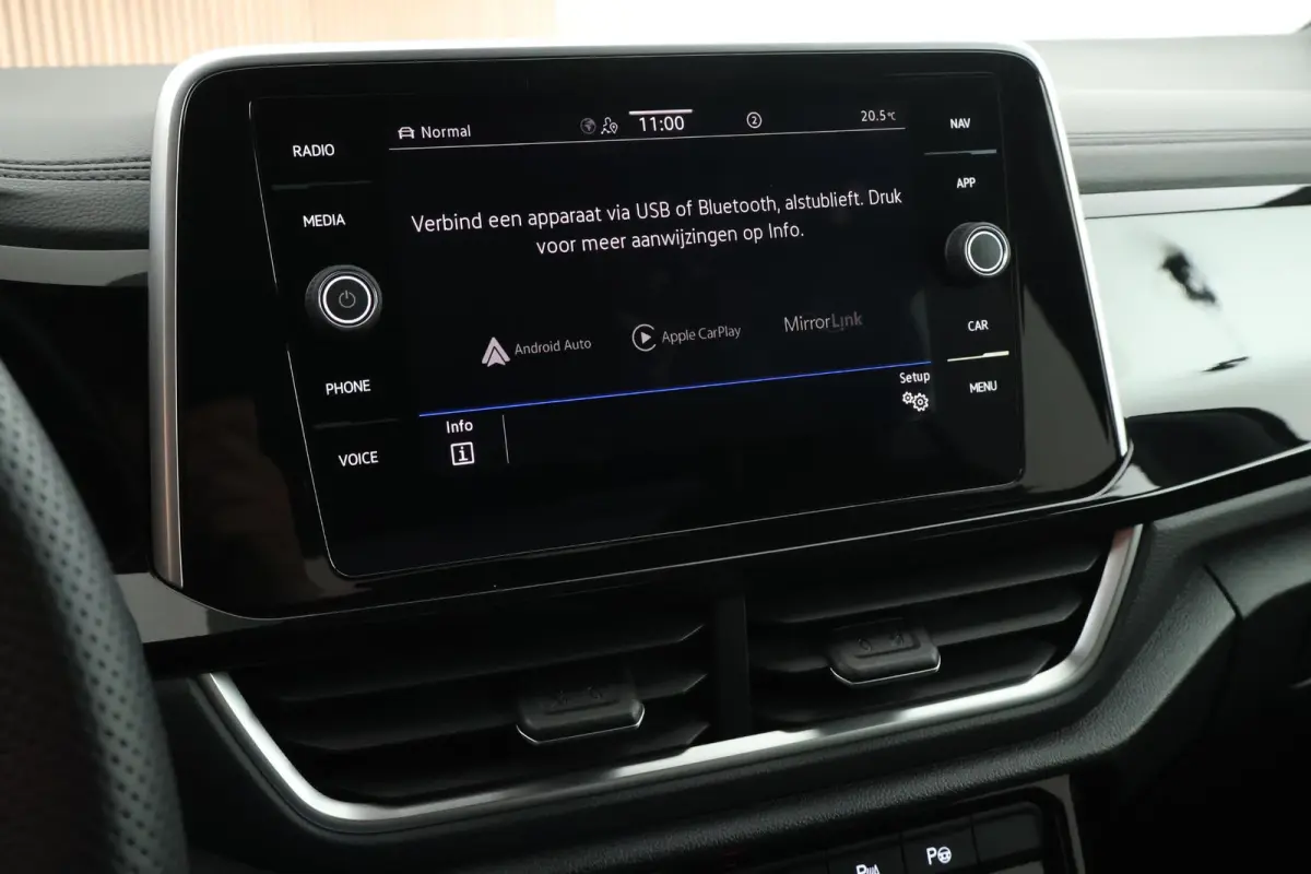 1.5 TSI 150pk DSG R-Line Business+ Trekhaak Camera Keyless LED Stoelverwarming Virtual Cockpit Navigatie