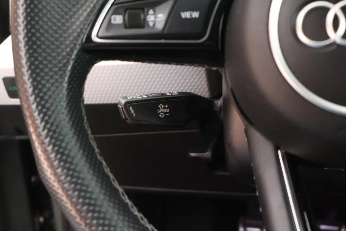 25 TFSI 95pk S edition LED Cruise Control Carplay 2x S-Line