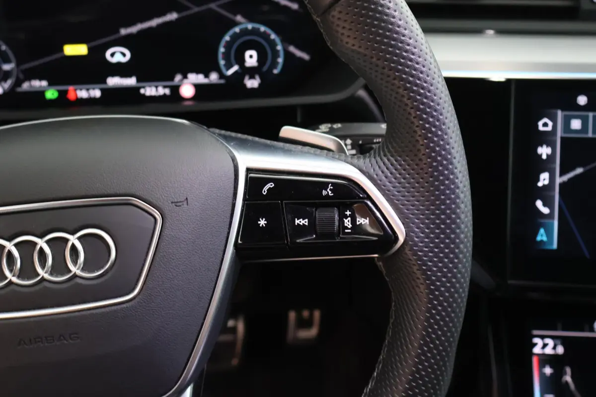 50 340pk quattro S Edition 95 kWh SOH 100% B&O HUD Keyless Stoelverwarming Camera Panoramadak Navigatie 2x S-Line
