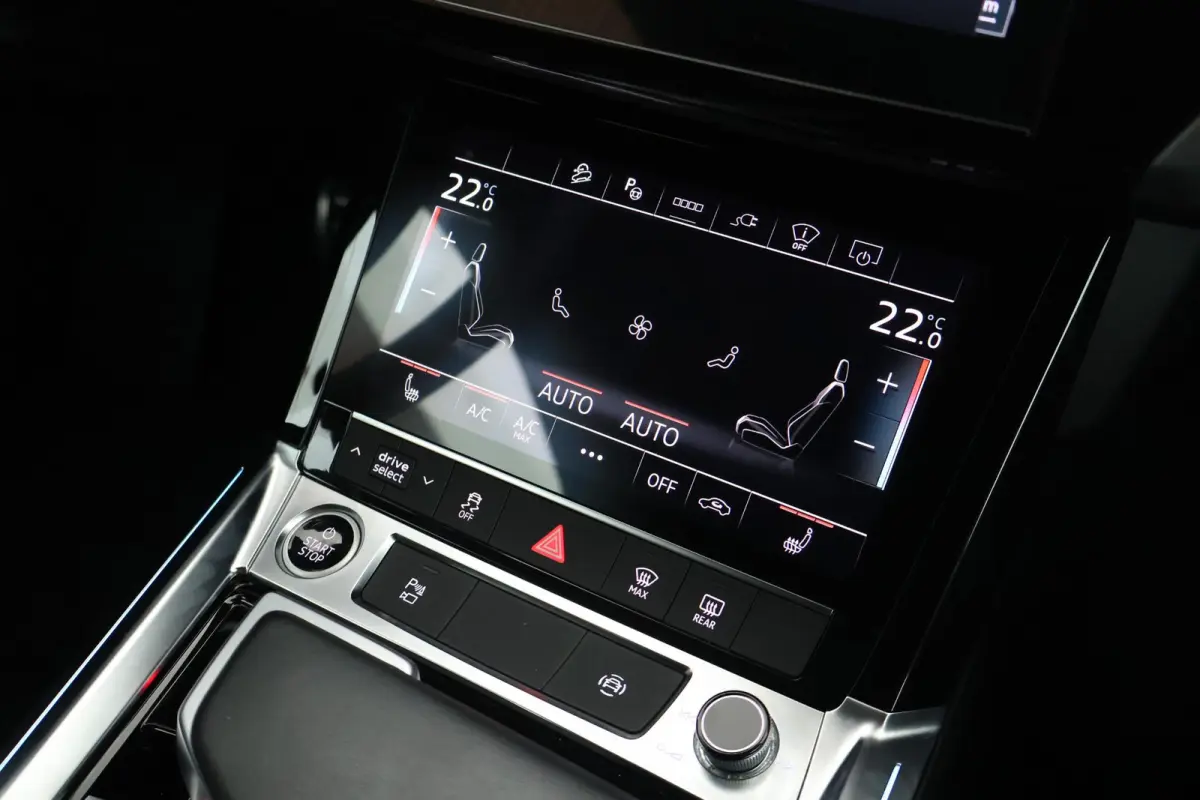 50 340pk quattro S Edition 95 kWh SOH 100% B&O HUD Keyless Stoelverwarming Camera Panoramadak Navigatie 2x S-Line
