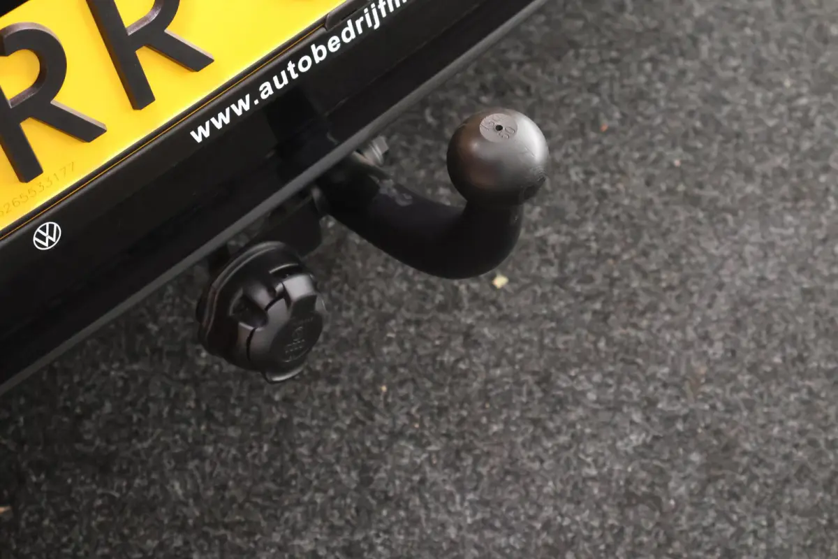1.0 TSI 95pk Comfortline Trekhaak Navigatie ACC Clima Parkeersensoren