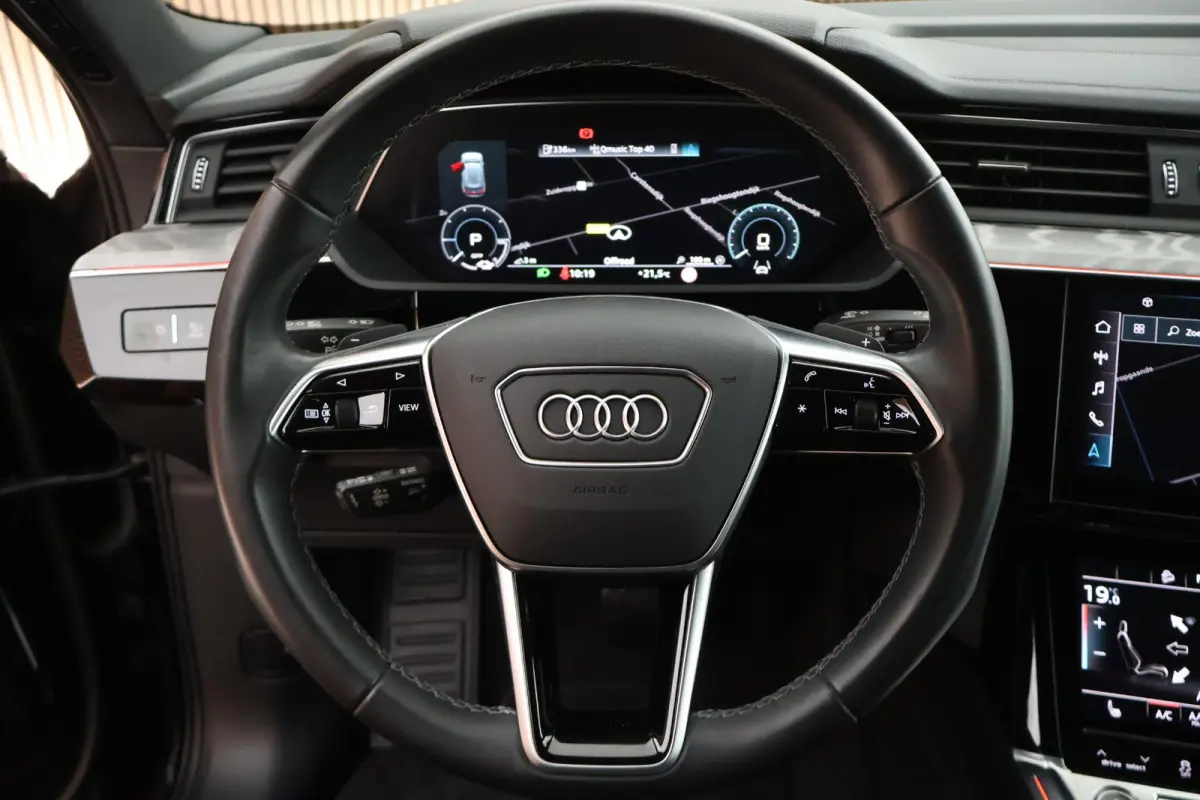 50 quattro 340pk Advanced Edition 95 kWh SOH 100% Camera Memory ACC HUD Stoelverwarming Keyless Navigatie