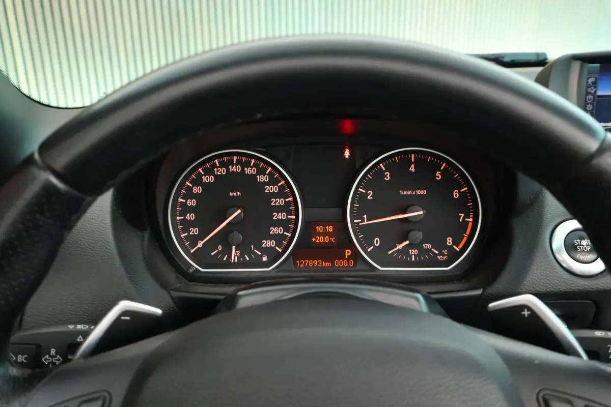 135i Automaat Exclusive Edition M Pakket Leer Xenon Harman Kardon Windscherm Stoelverwarming Navigatie