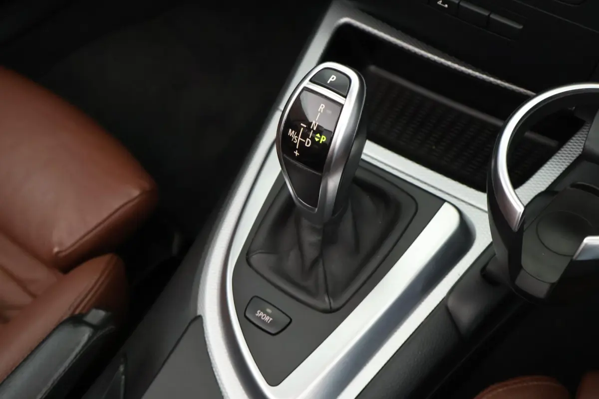 135i Automaat Exclusive Edition M Pakket Leer Xenon Harman Kardon Windscherm Stoelverwarming Navigatie