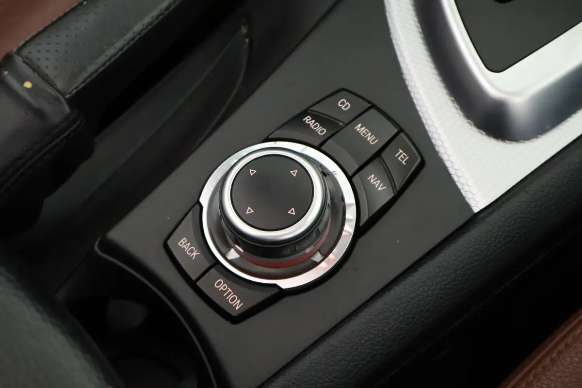135i Automaat Exclusive Edition M Pakket Leer Xenon Harman Kardon Windscherm Stoelverwarming Navigatie