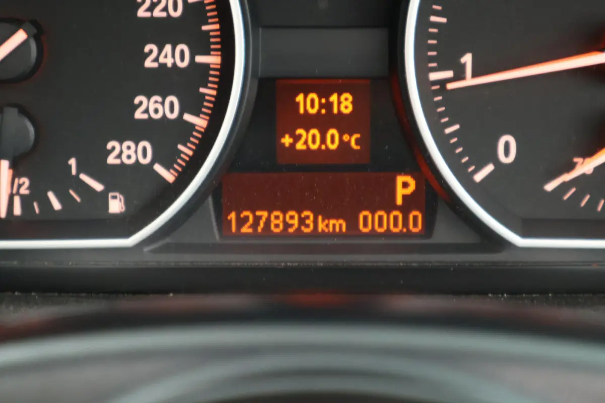 135i Automaat Exclusive Edition M Pakket Leer Xenon Harman Kardon Windscherm Stoelverwarming Navigatie
