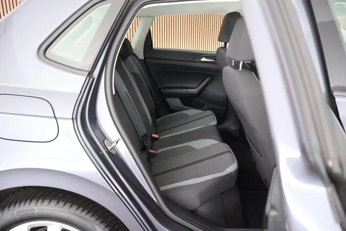 1.0 TSI 95pk Style LED Koplampen Parkeersensoren Virtual Cockpit Navigatie