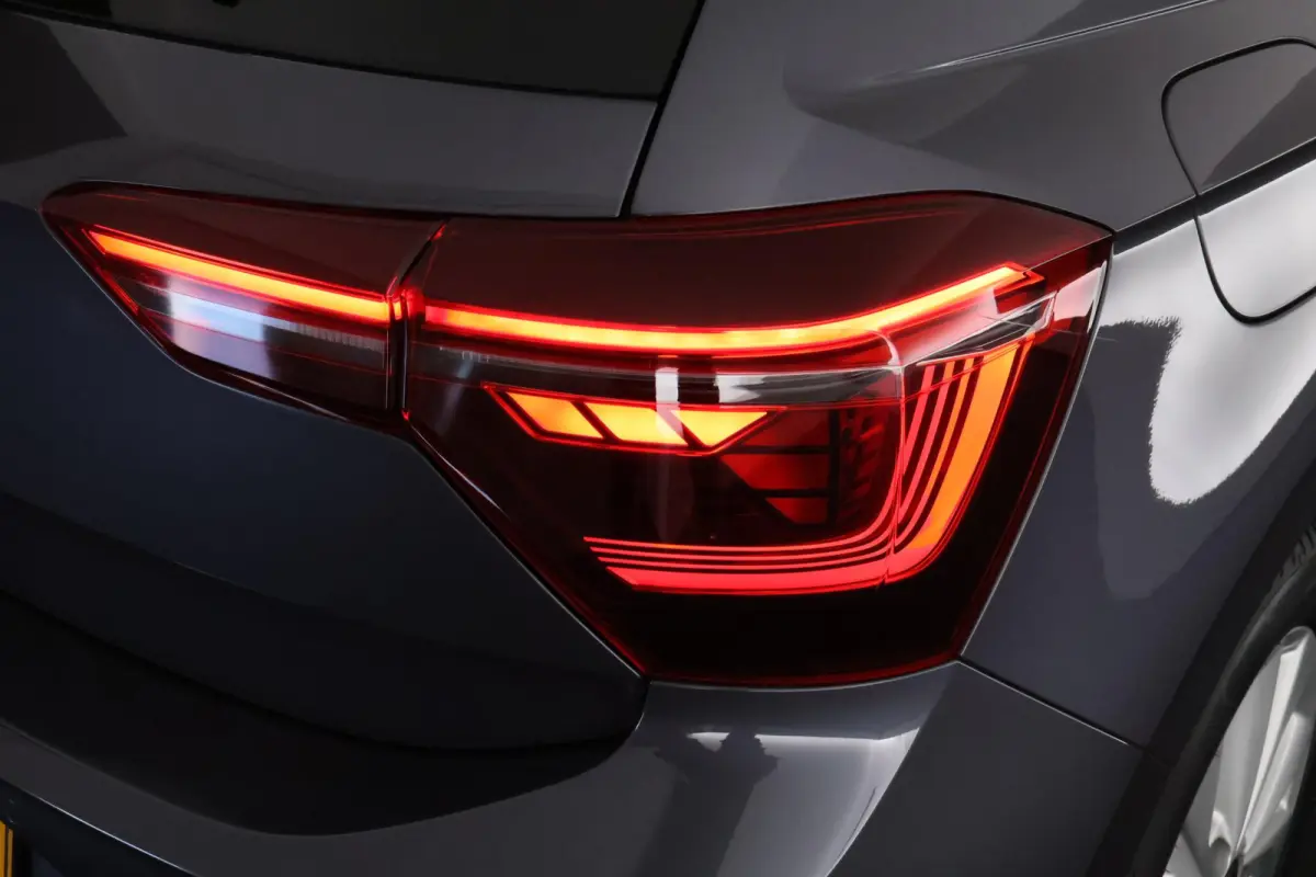 1.0 TSI 95pk Style LED Koplampen Parkeersensoren Virtual Cockpit Navigatie