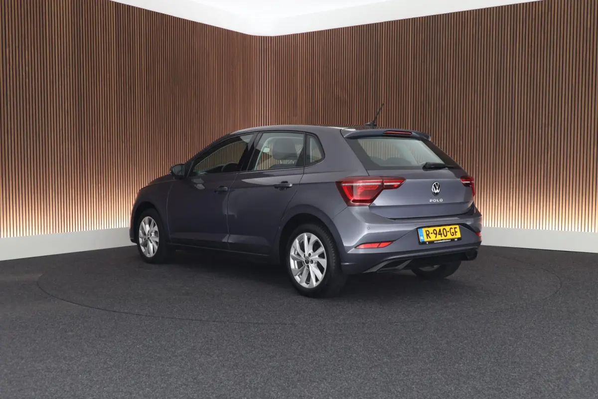 1.0 TSI 95pk Style LED Koplampen Parkeersensoren Virtual Cockpit Navigatie
