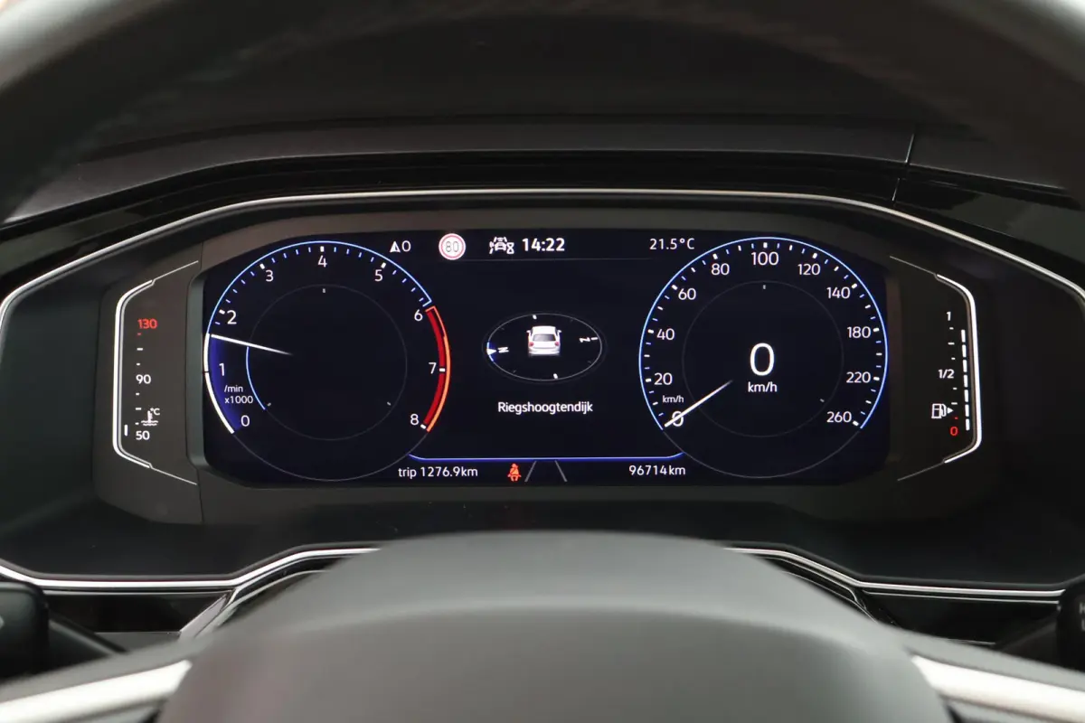 1.0 TSI 95pk Style LED Koplampen Parkeersensoren Virtual Cockpit Navigatie