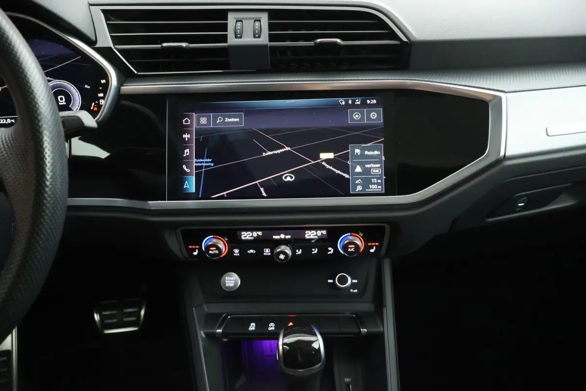 40 TFSI 190pk quattro edition one Trekhaak Camera Keyless Virtual Cockpit Panoramadak Navigatie S-Line