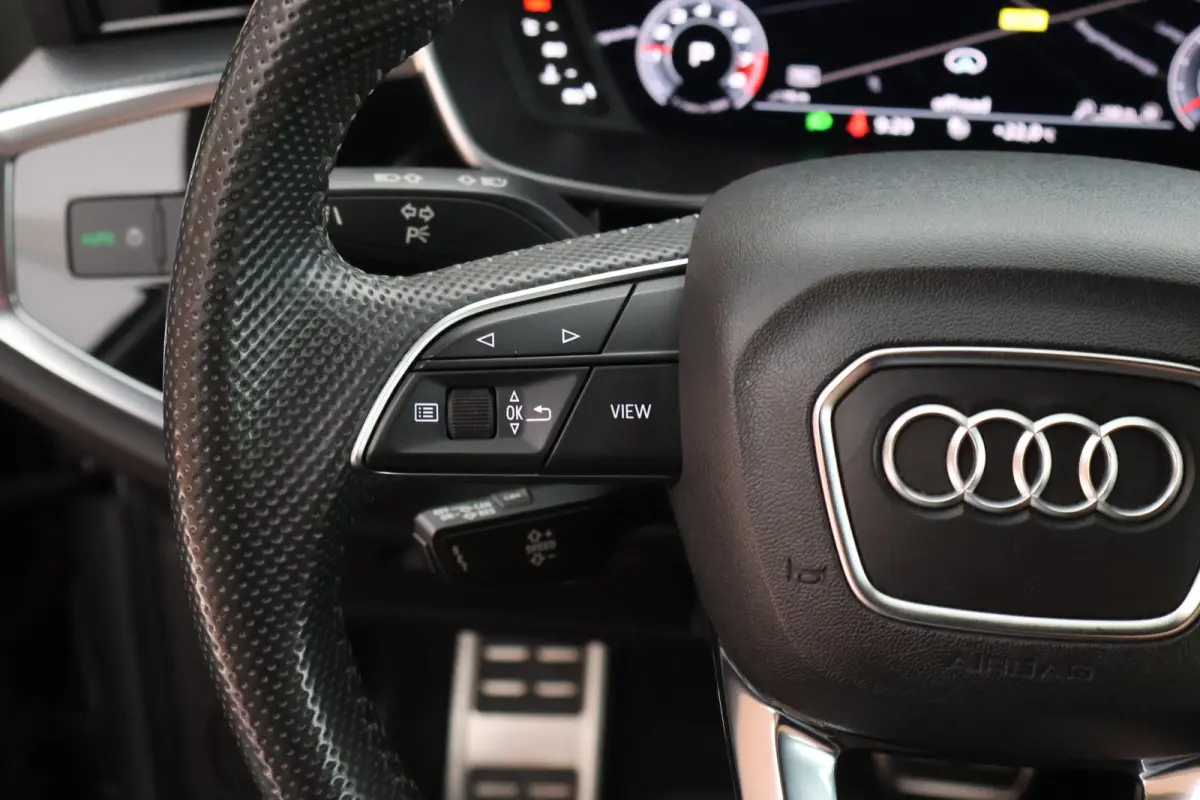 40 TFSI 190pk quattro edition one Trekhaak Camera Keyless Virtual Cockpit Panoramadak Navigatie S-Line