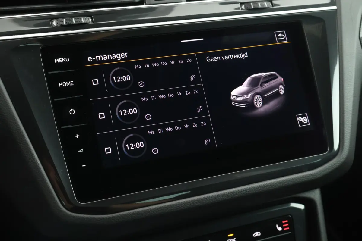 1.4 TSI 245pk DSG eHybrid R-Line Business+ 360camera Panoramadak Stoelverwarming Leder Memory Keyless Navigatie